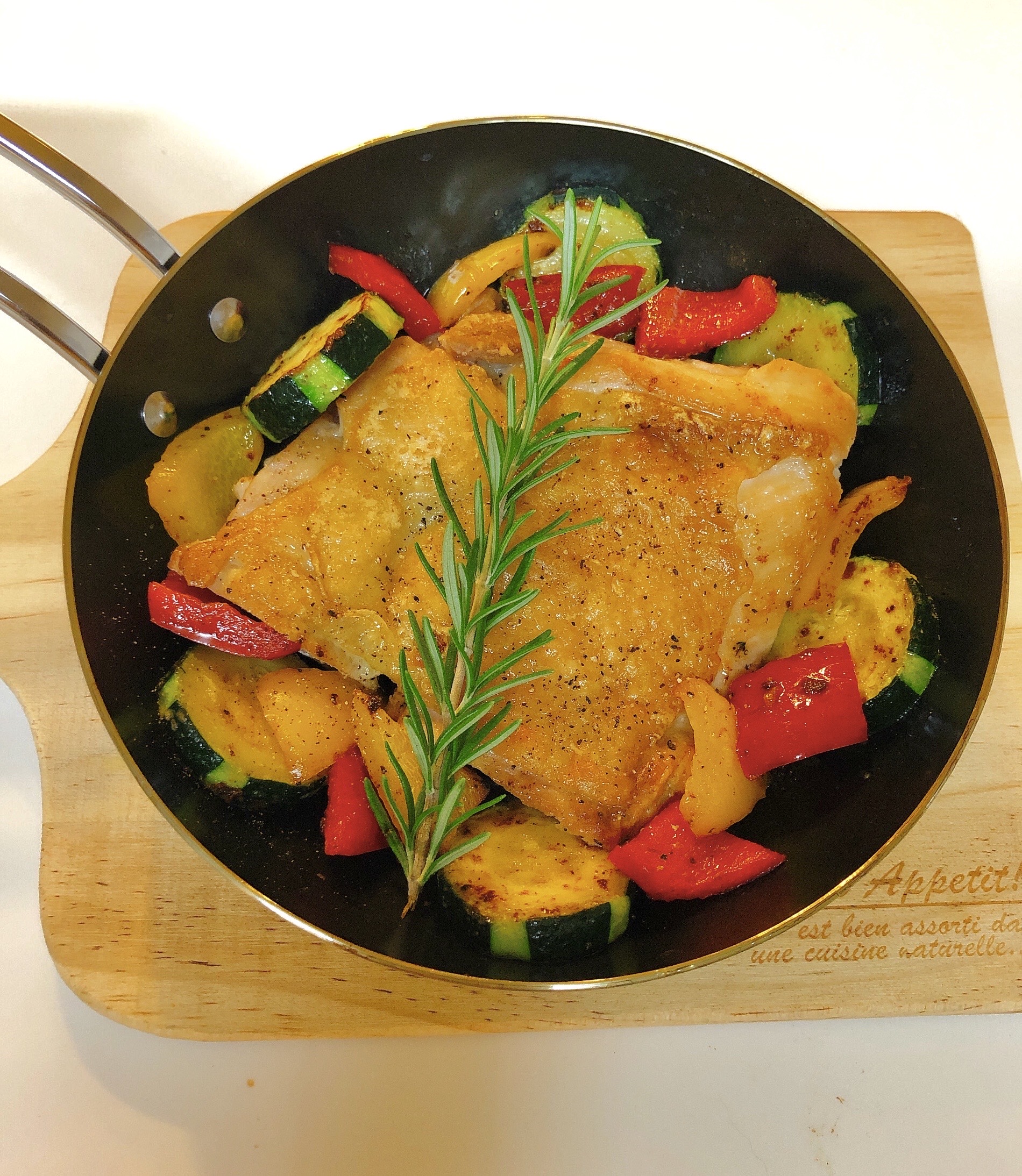 ローストチキンの画像